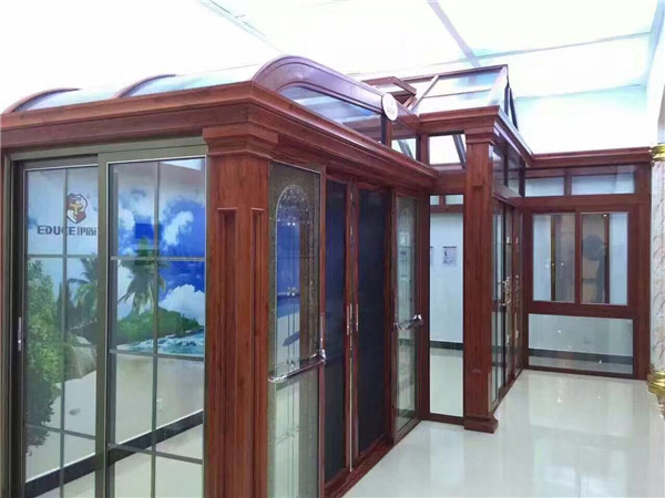 阳光门窗